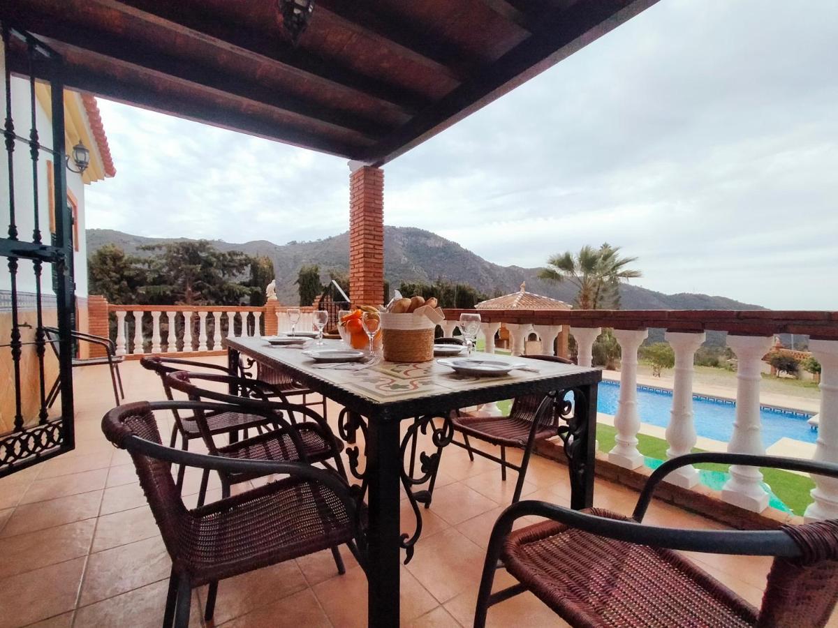 Villa Rural Rio De La Miel