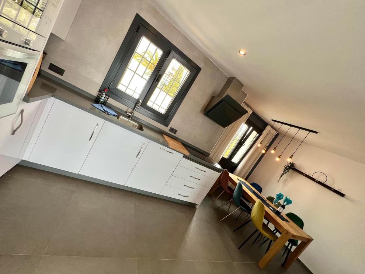 Wonderful House By The Sea Nerja
