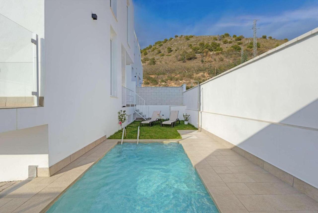 Capistrano Blue Uno * Nerja