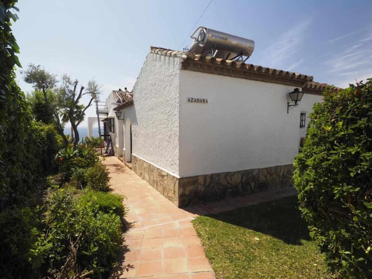 Azahara Nerja
