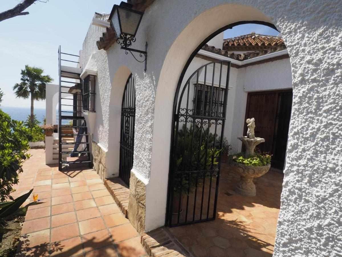 Azahara * Nerja
