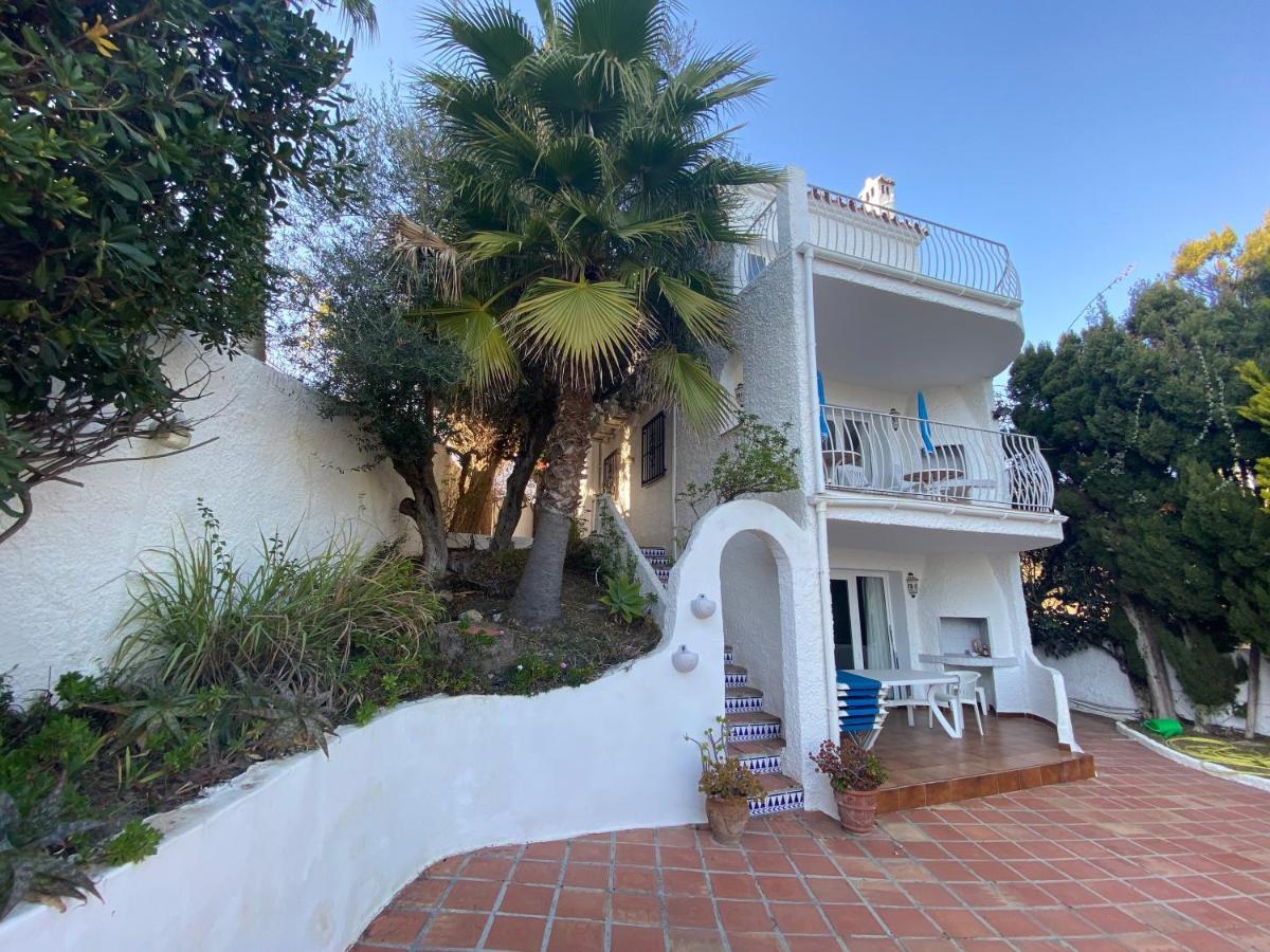 Chimenea With Pool And Lovely Garden Nerja