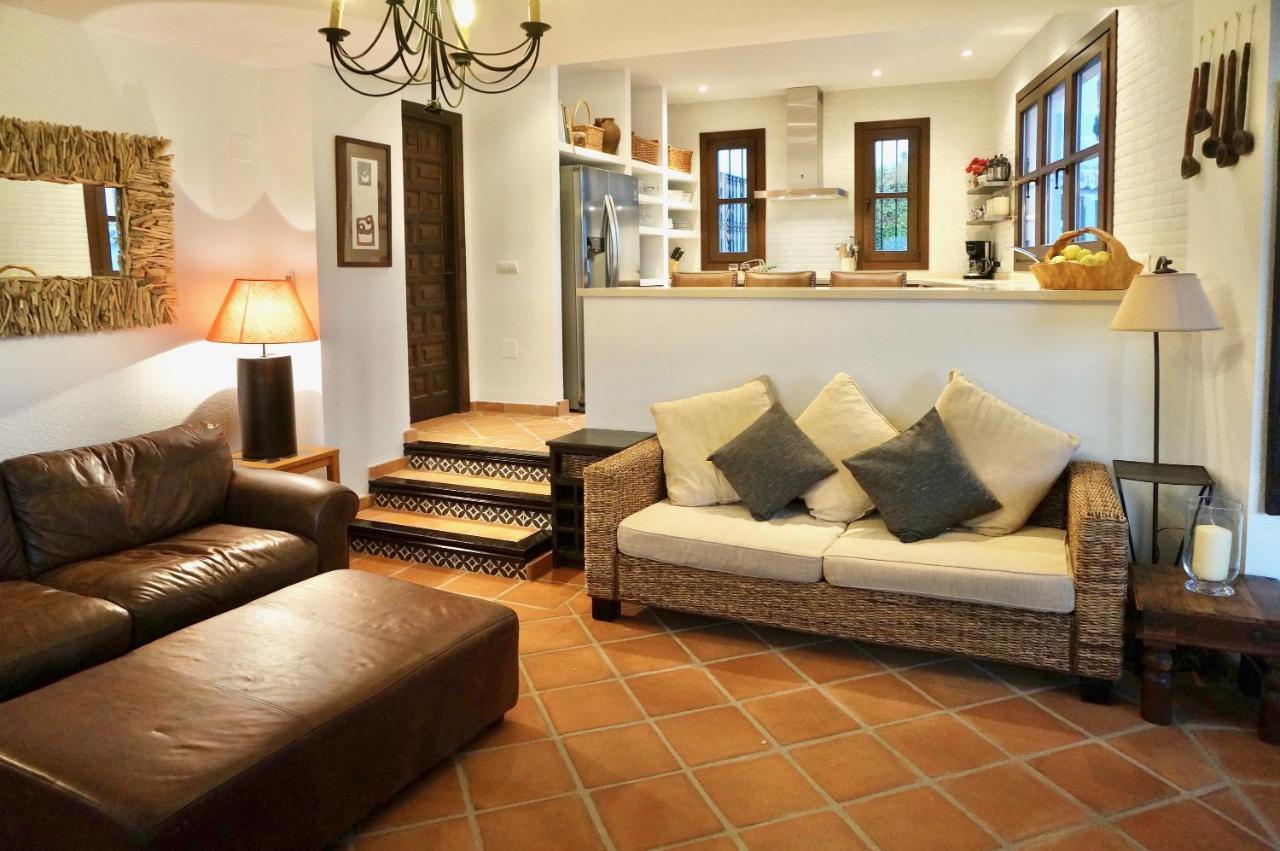 Casa Alba Villa *