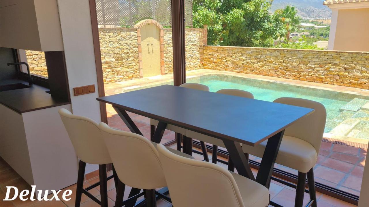 Silhouse Villas * Nerja