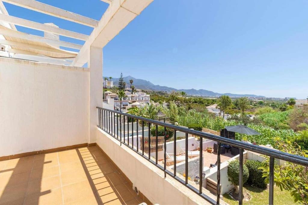 Tropicana Townhouse, 2 Bedroom Next To The Pool *
