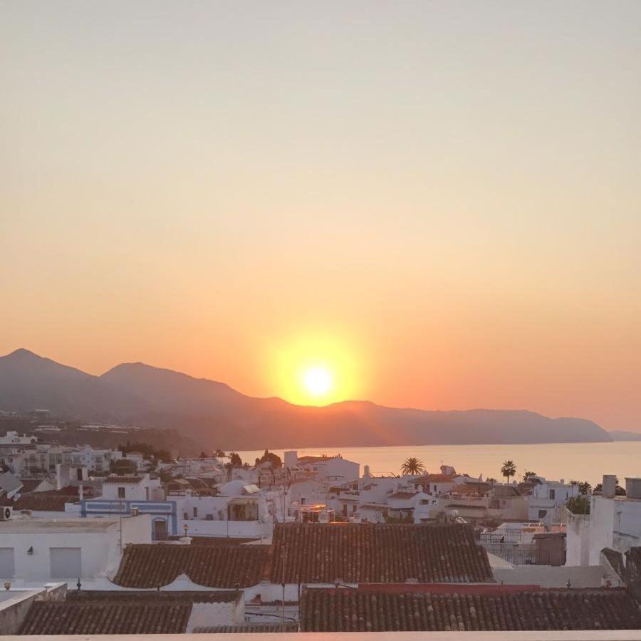 Old Town Nerja, Stunning Sea Views Appartement *