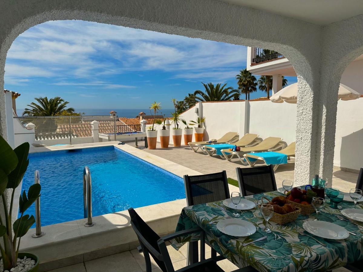 Paradise - Dos Ardillas
