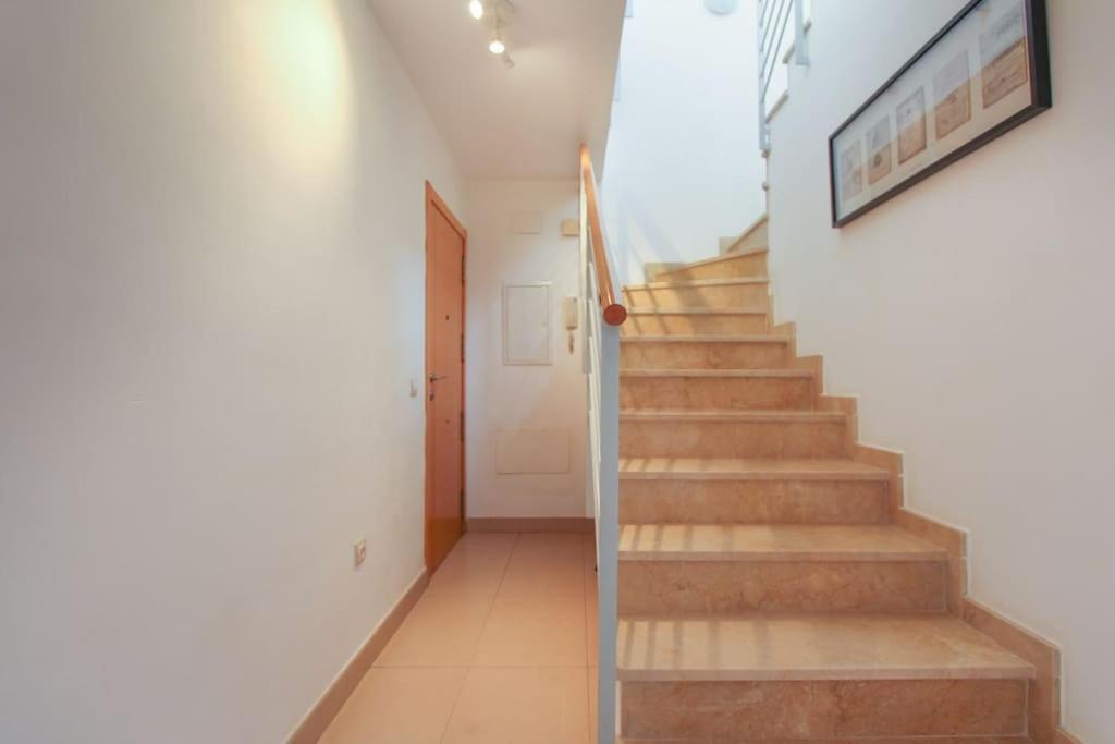 Apartamento Penthouse With Amazing Sea Views And Parking *