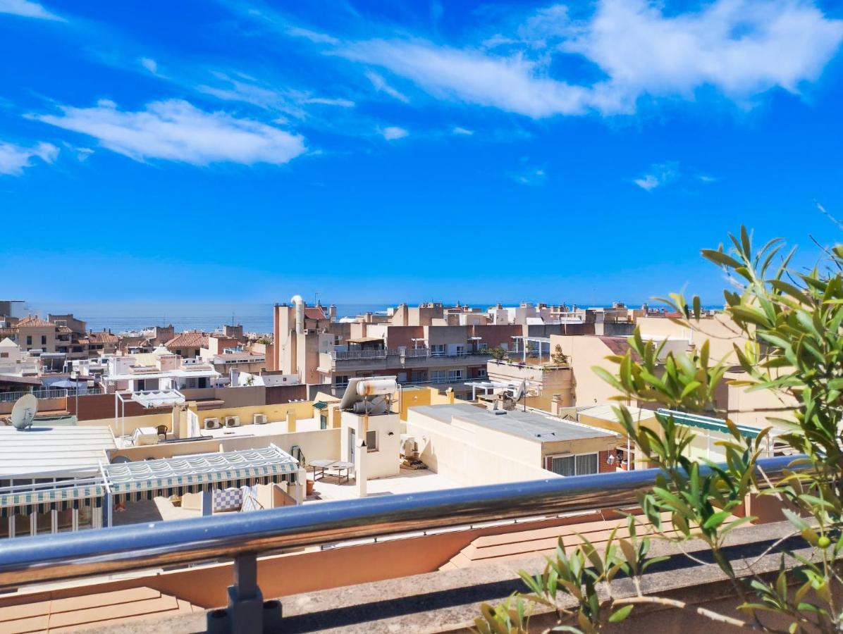 Penthouse With Amazing Sea Views And Parking