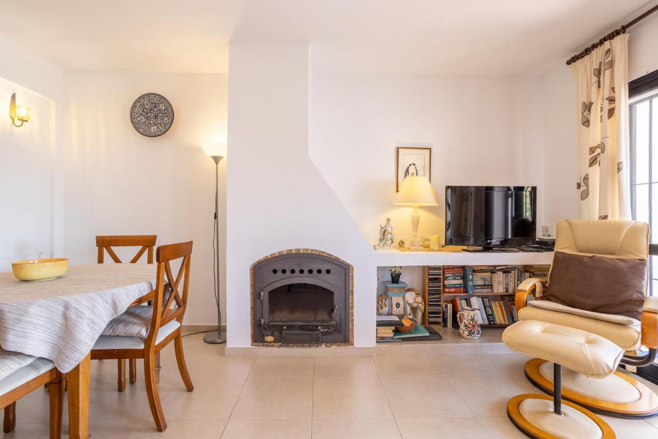 Villa Casablanca 23 Overlooking The Sea Nerja