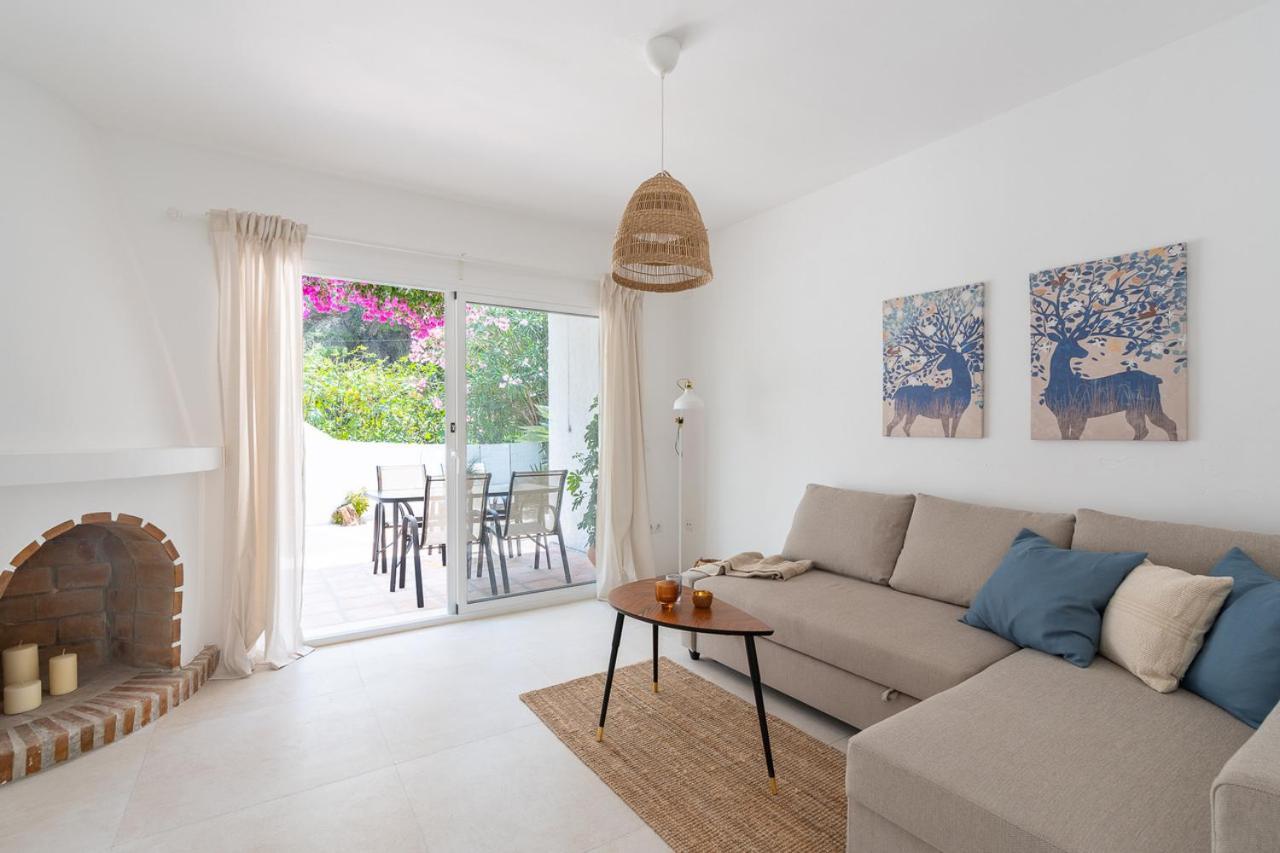Lovely House With Private Pool In Burriana!