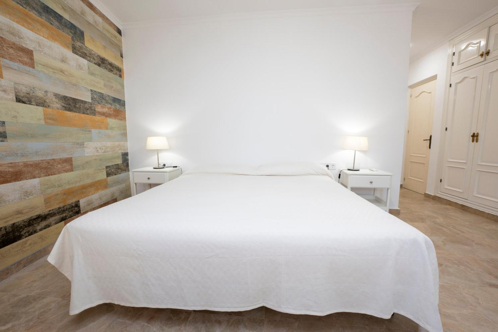 Apartment Jarales Menyber Nerja