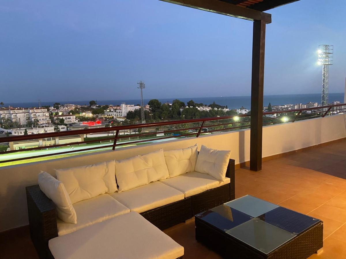 Panoramic Penthouse *