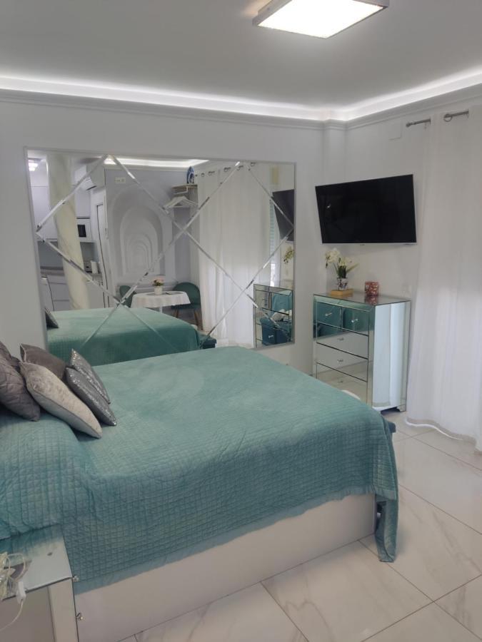 Silver Horizon Luxury