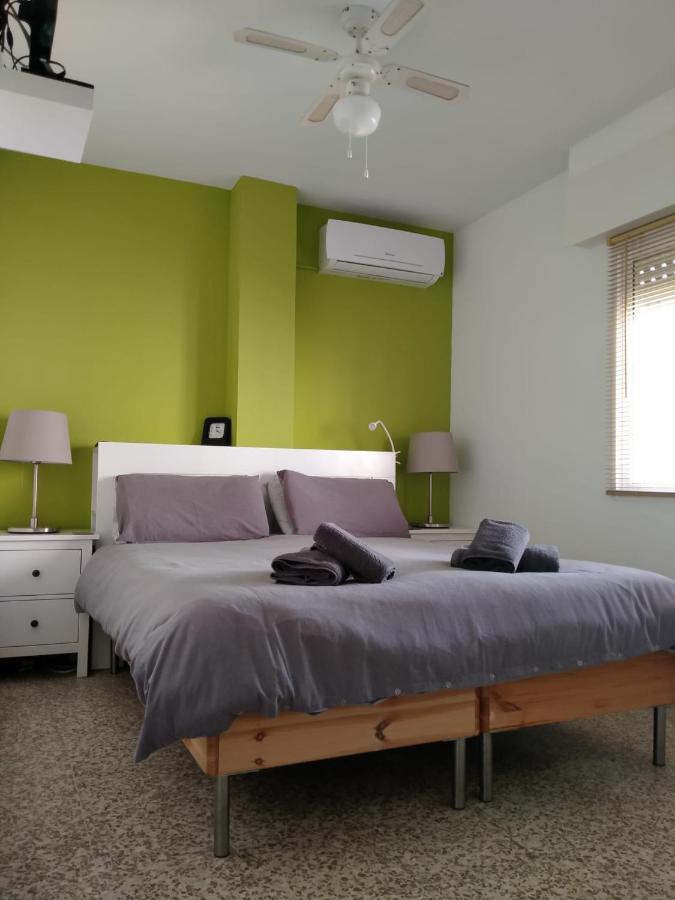 Spacious 1 Bedroom Apartment, Centre 3i