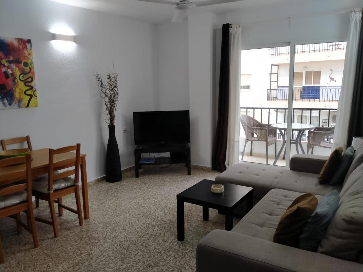 Spacious 1 Bedroom Apartment, Centre 3i * Nerja