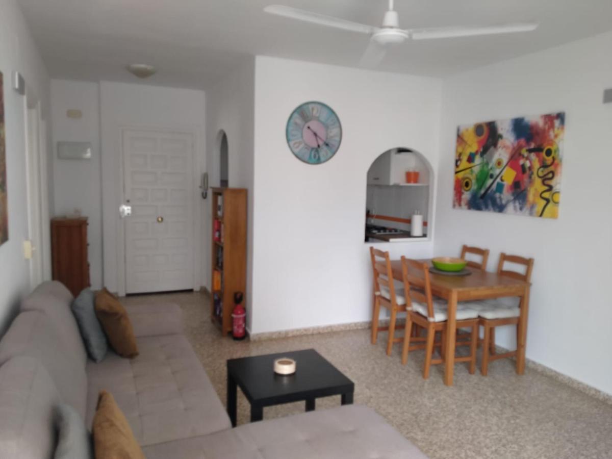 Spacious 1 Bedroom Apartment, Centre 3i Apartment *