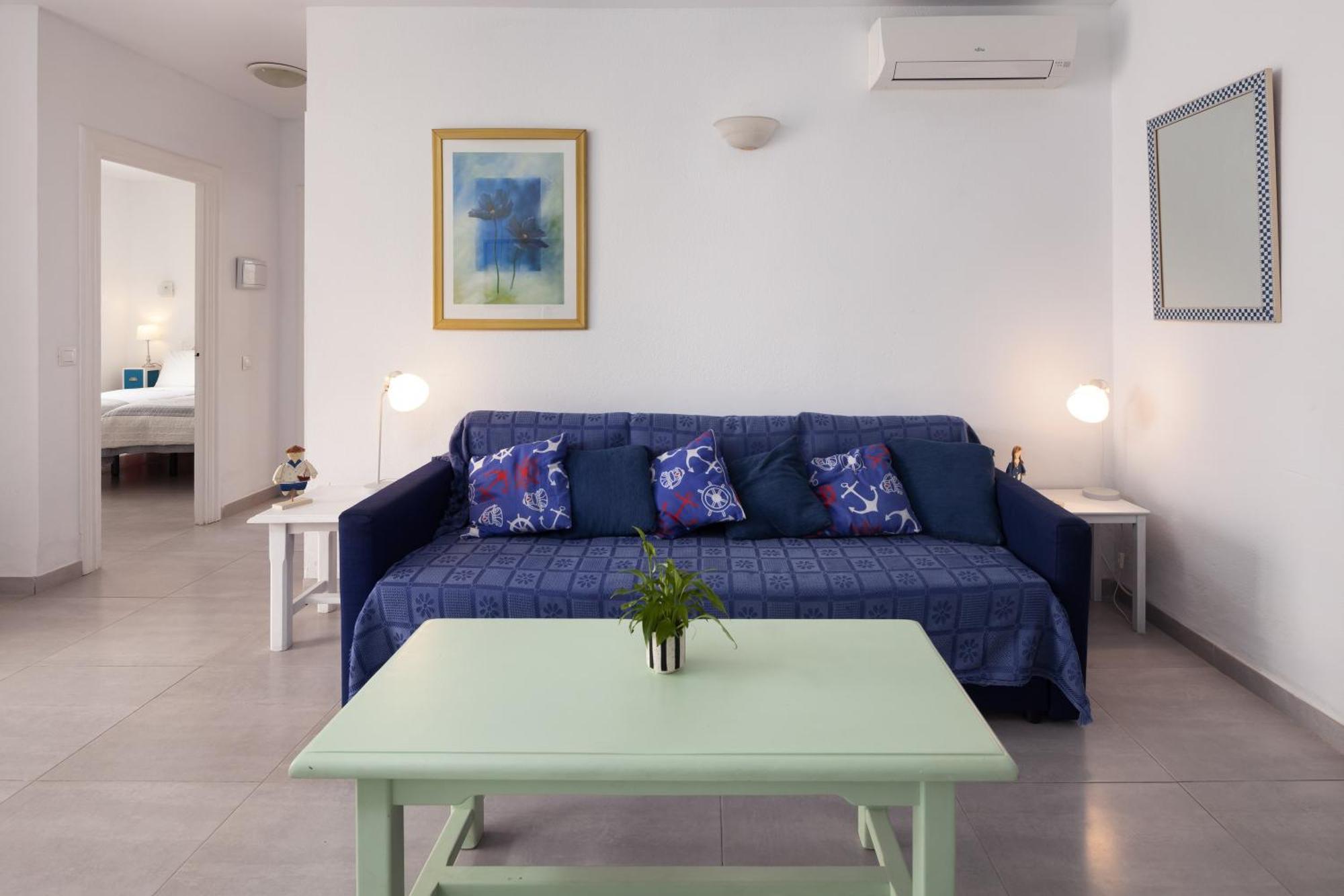 Bright Spacious 1 Bed Nerja