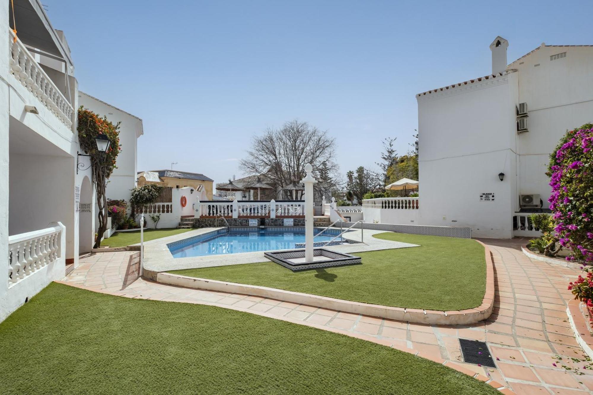 Bright Spacious 1 Bed Apartment *