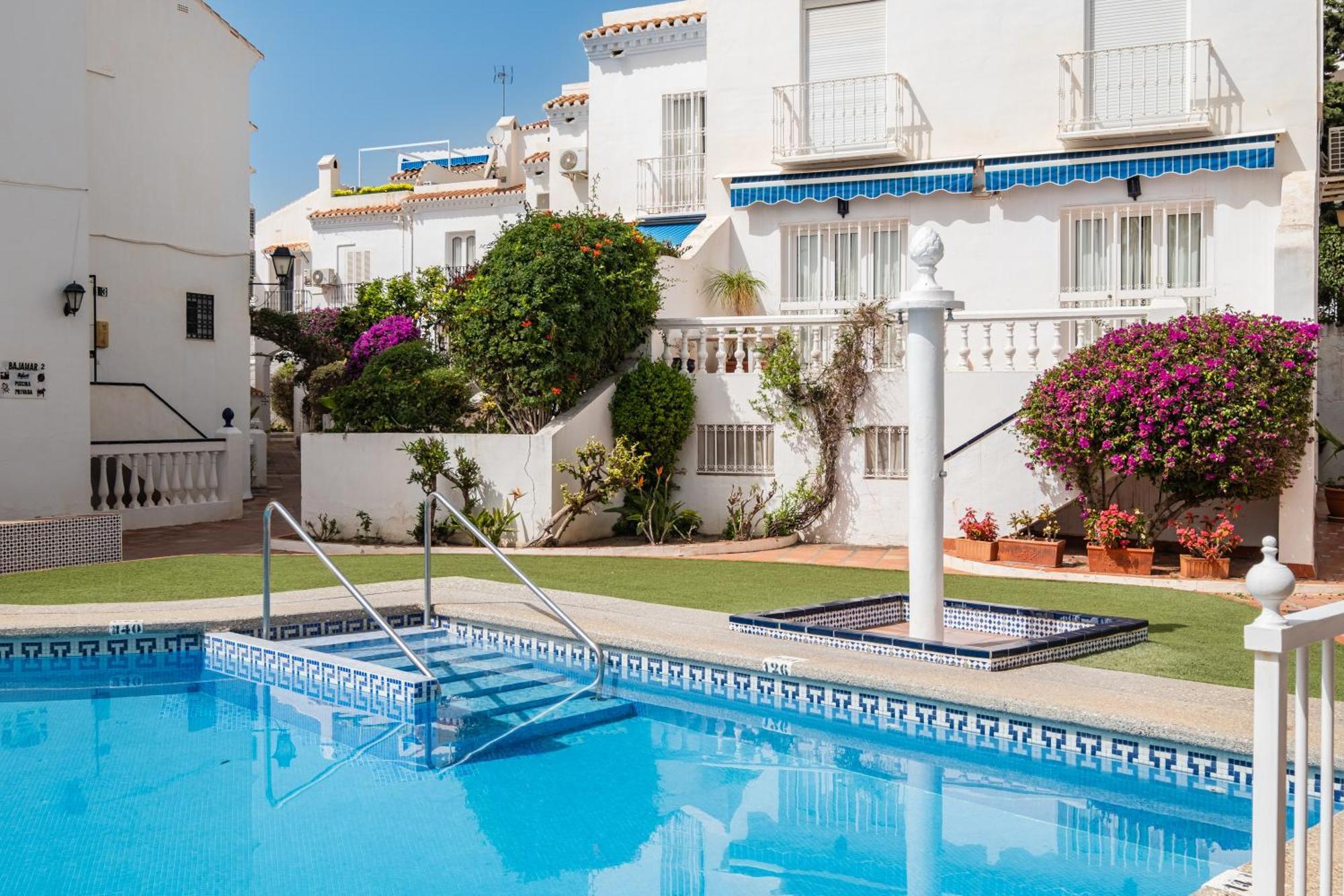 Bright Spacious 1 Bed Apartment *