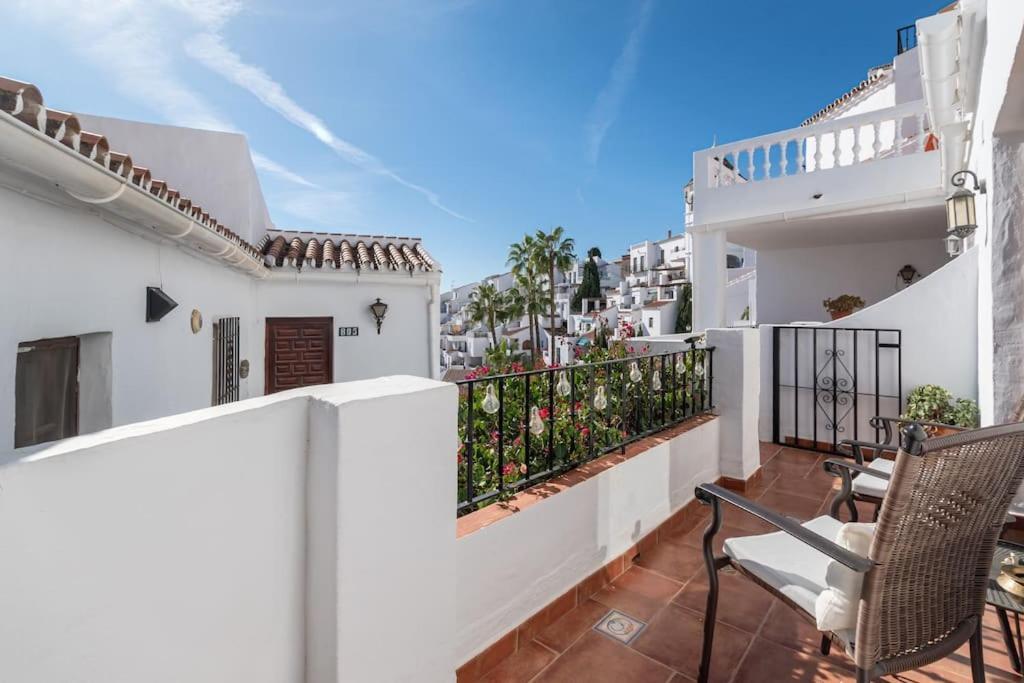 Capistrano Playa 111 * Nerja