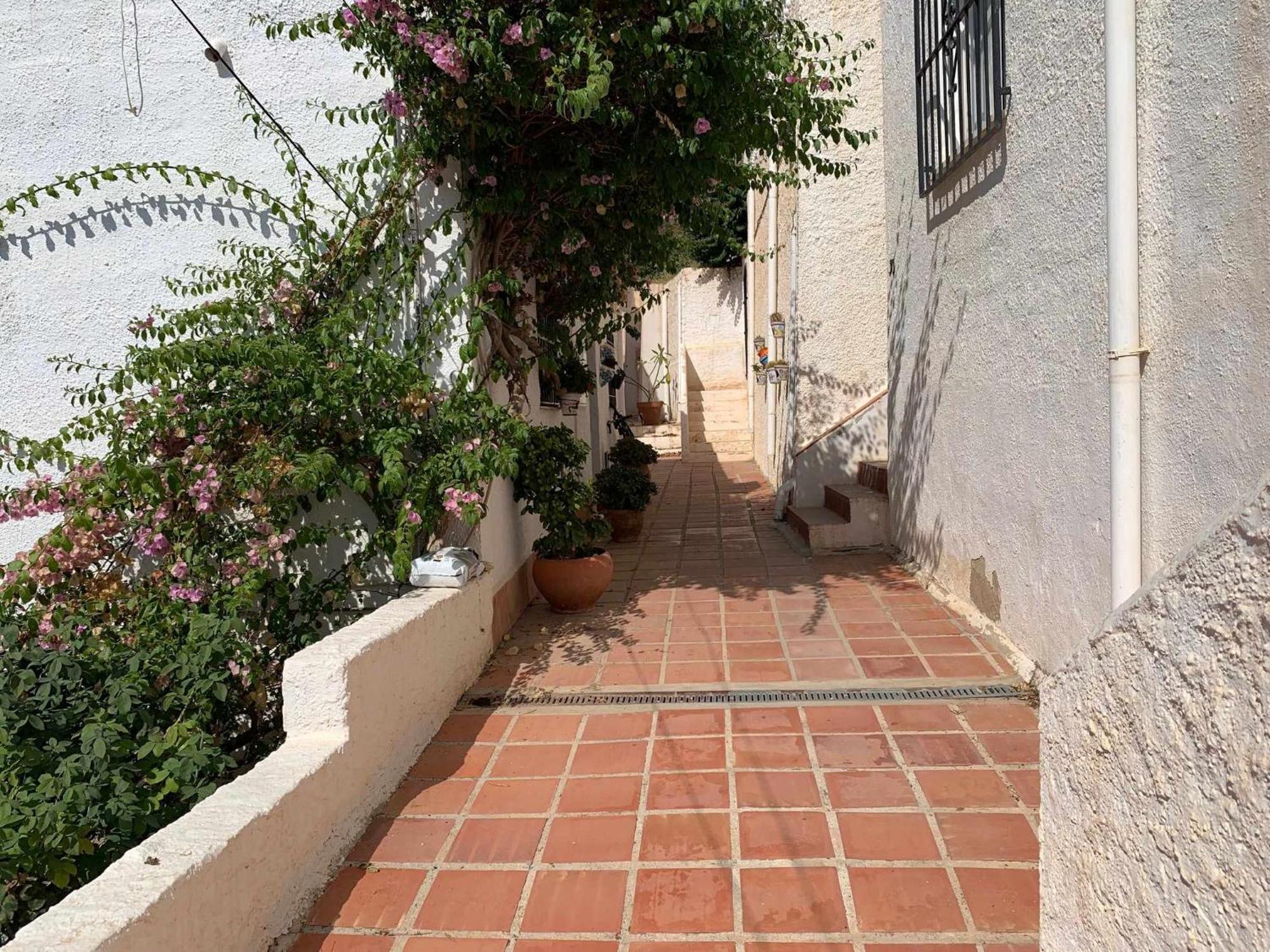 Casa Kaluel Adosado Blanco * Nerja