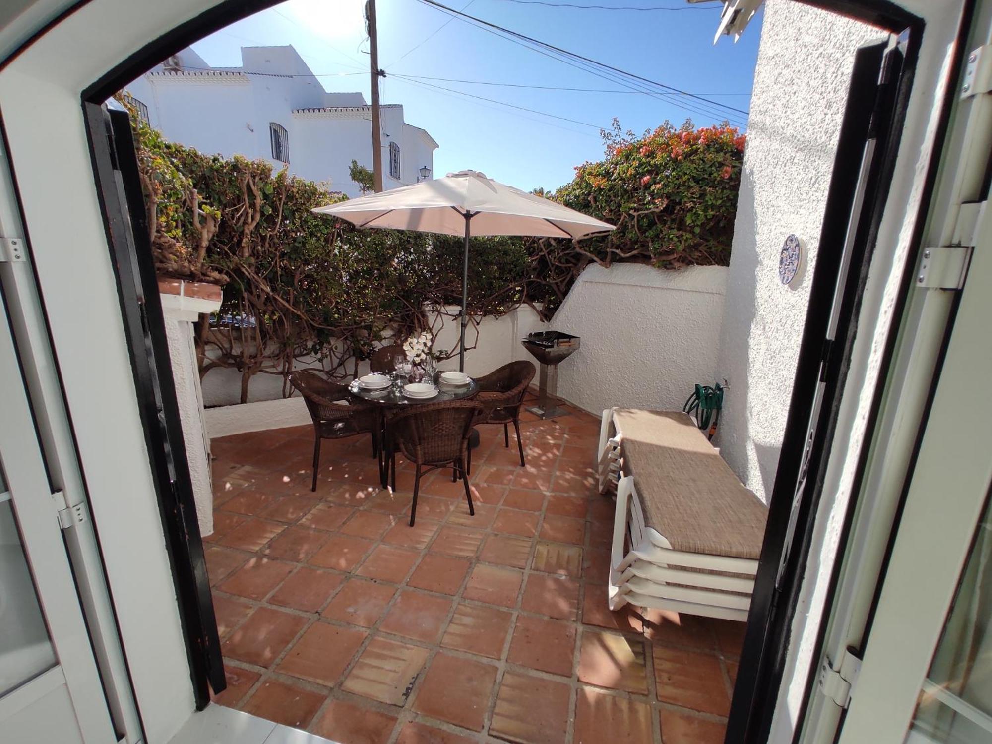 Apartment Residencial Pinos 3 *
