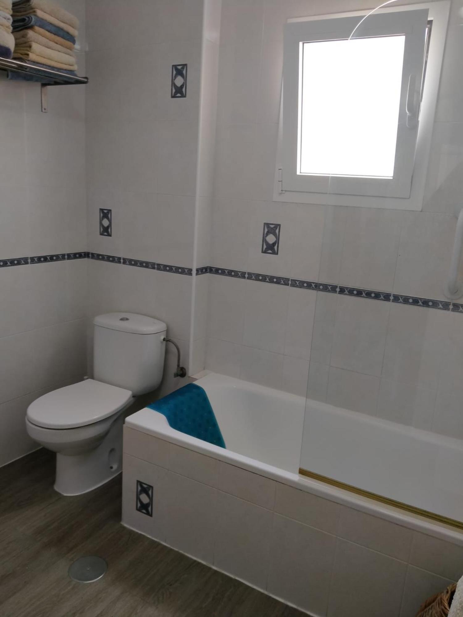 Spacious 1 Bedroom Apartment, Centre 3i Apartment Nerja