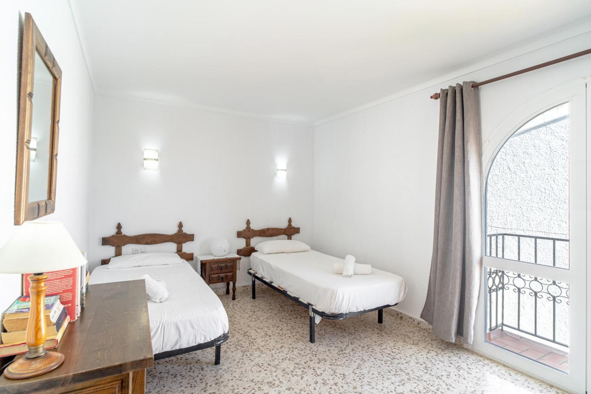 Via Romana 87 Casasol * Nerja