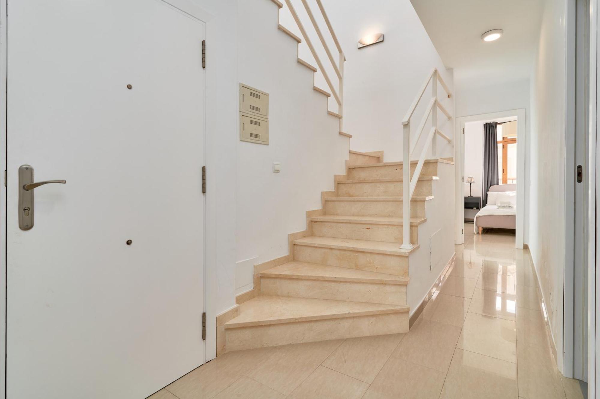 Luxury Penthouse Apartment