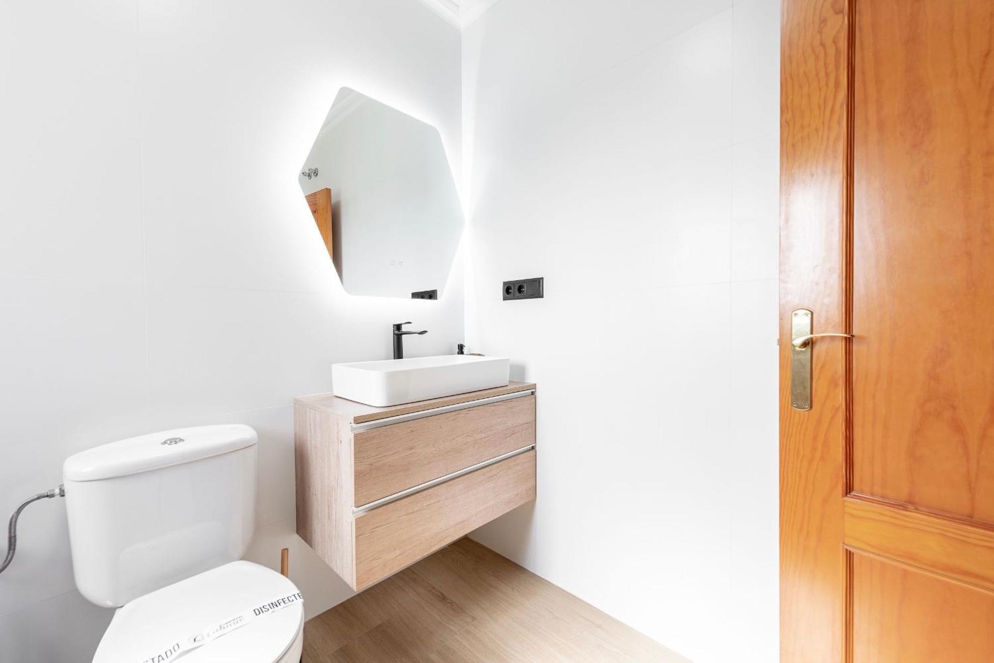 Oliva - Luxury Redesign & Private Pool *