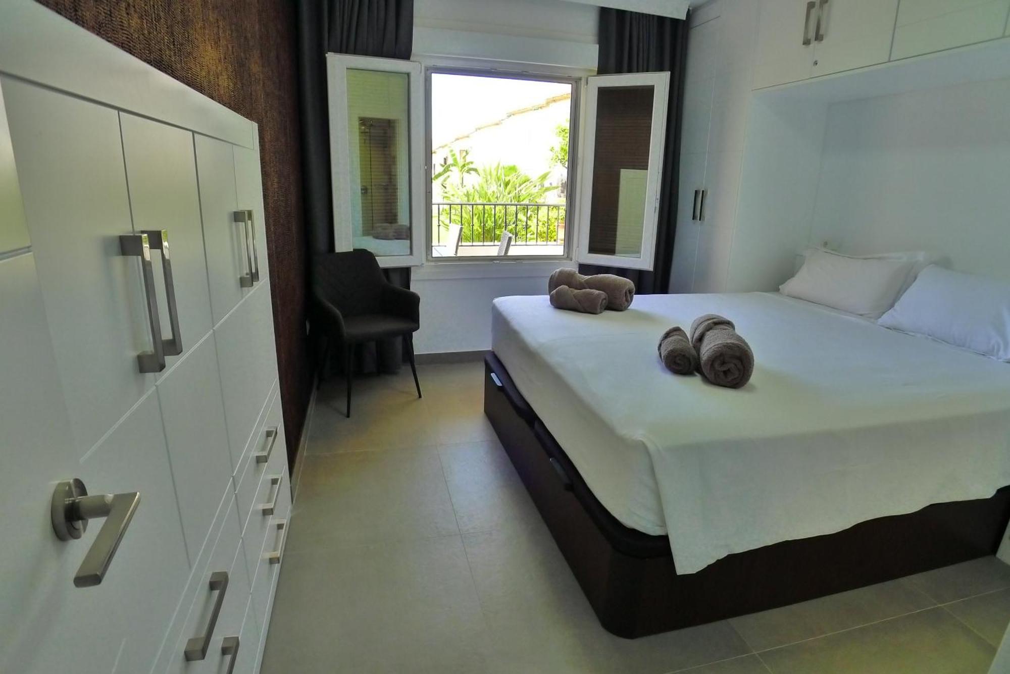 Apartment R1358 La Hacienda 10 A *