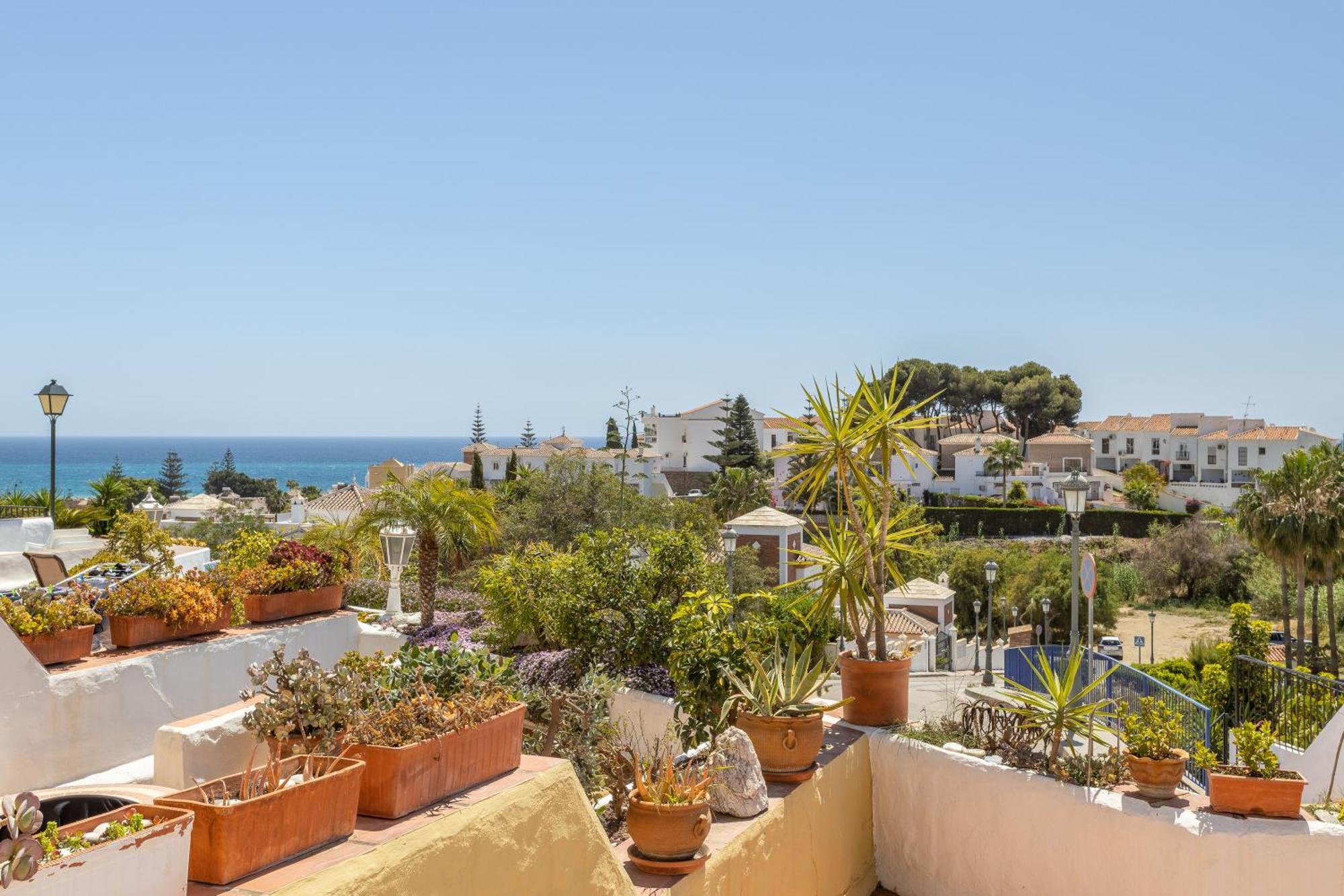 Casablanca 23 Overlooking The Sea * Nerja