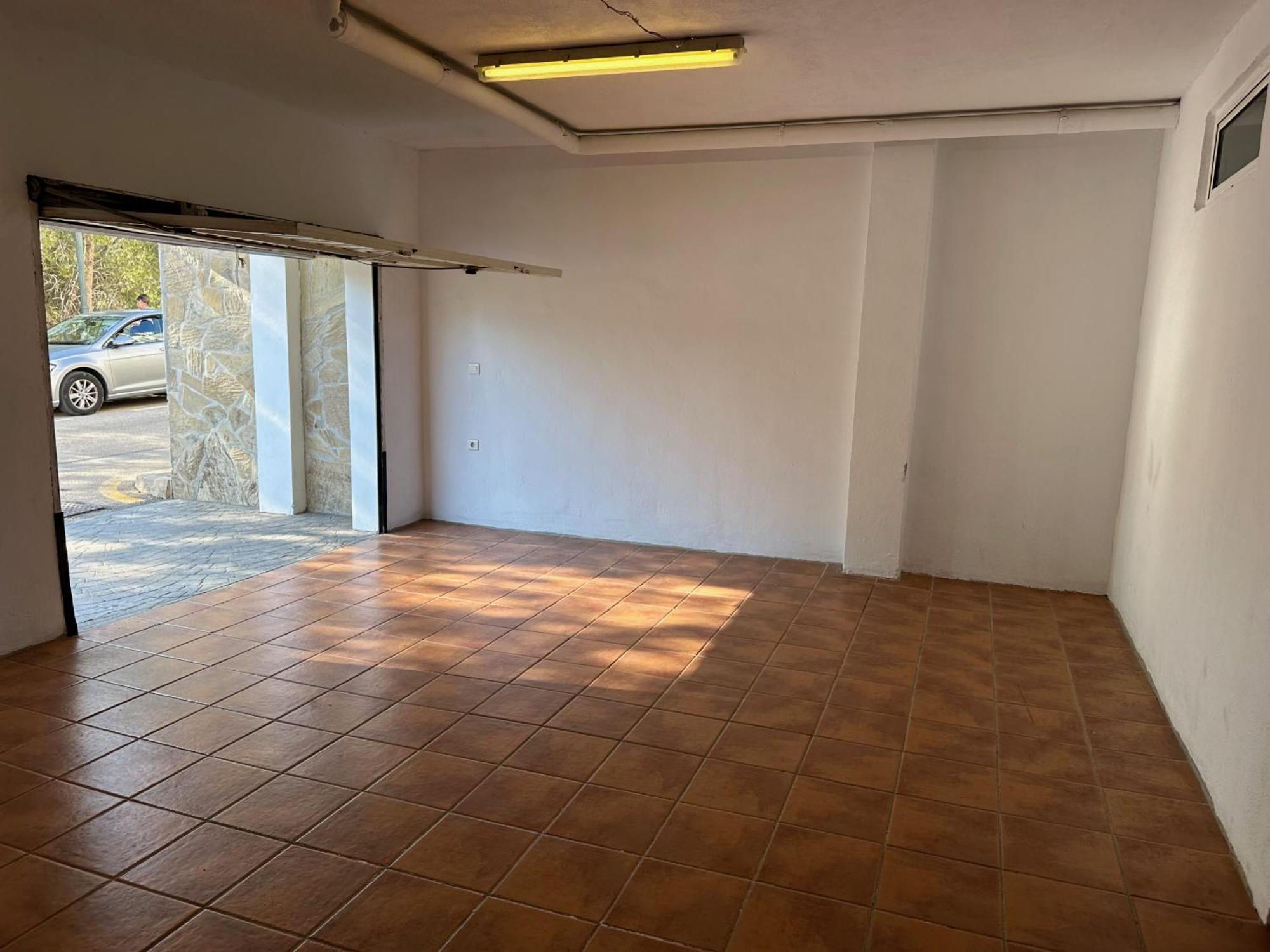 Spacious Family Aljamar 8a