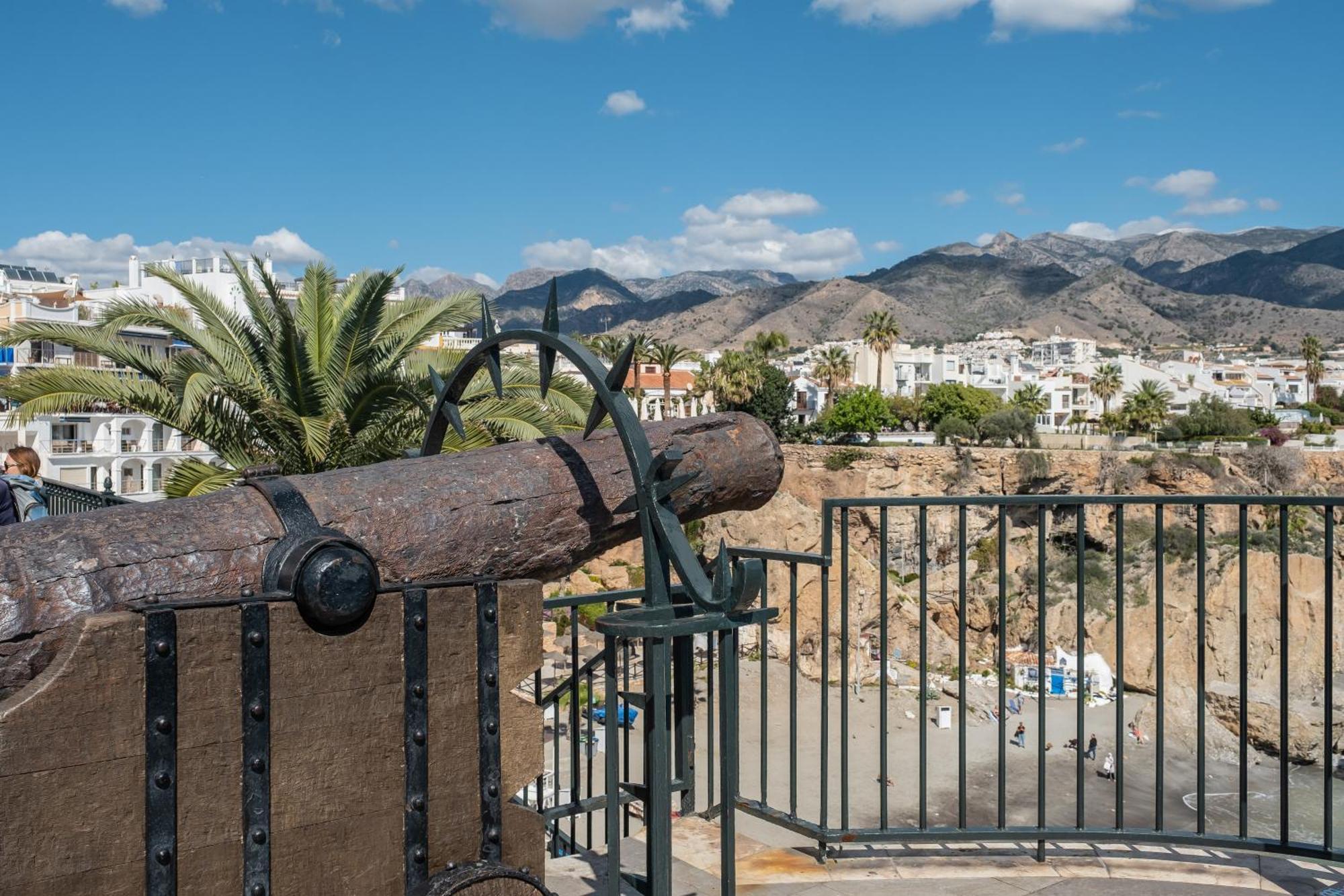 Bright Spacious 1 Bed Apartment Nerja