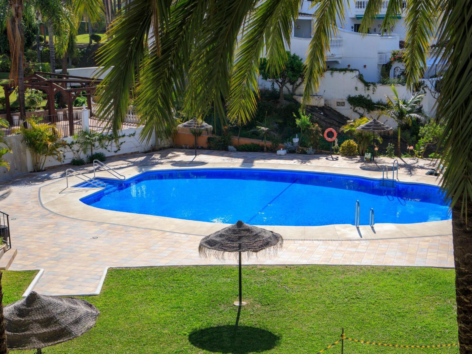 Oasis By Interhome Nerja