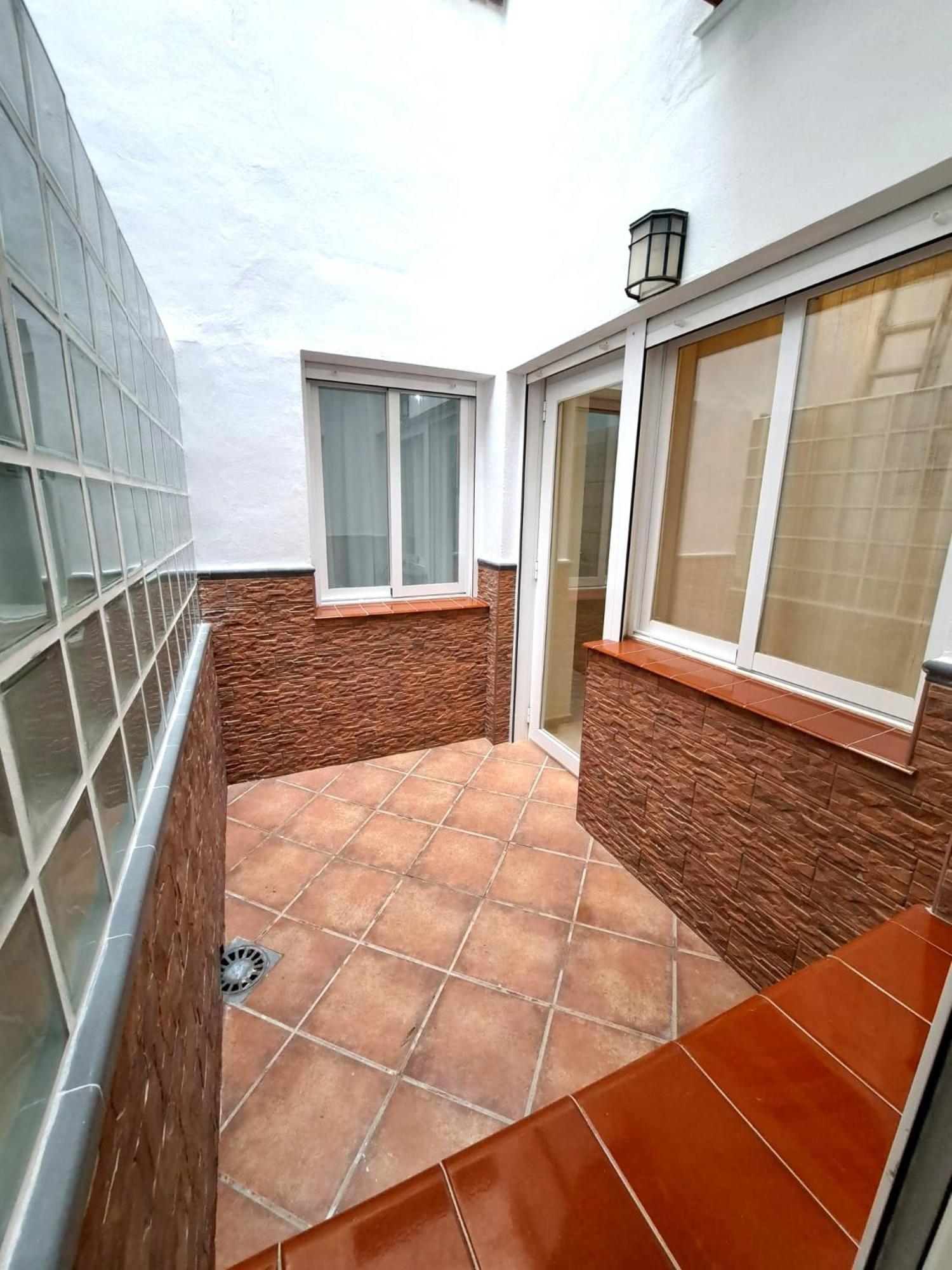 Lola 1 Apartment *