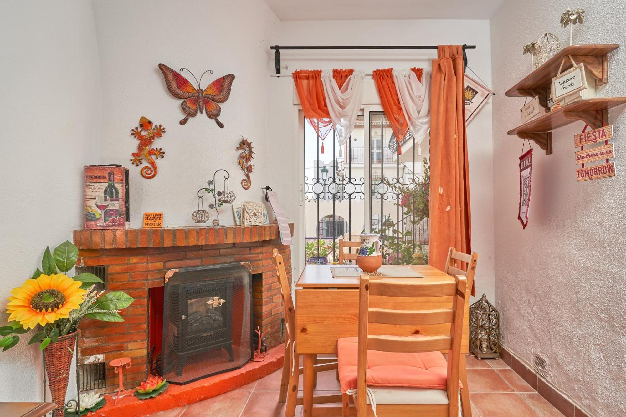 Charming Townhouse In Nueva Casa de férias *