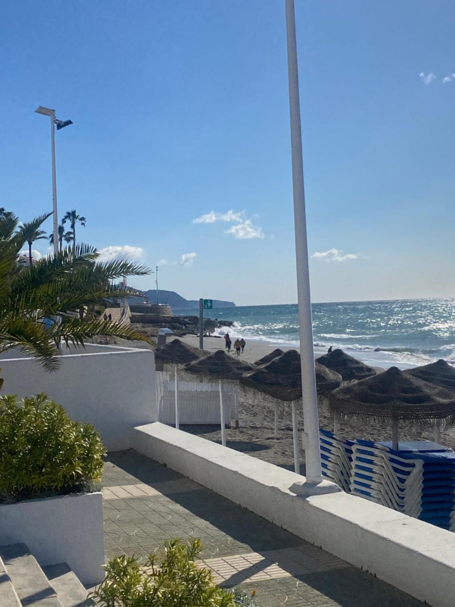 Nuevo Con Parking Y A 300 Metros Playa Nerja
