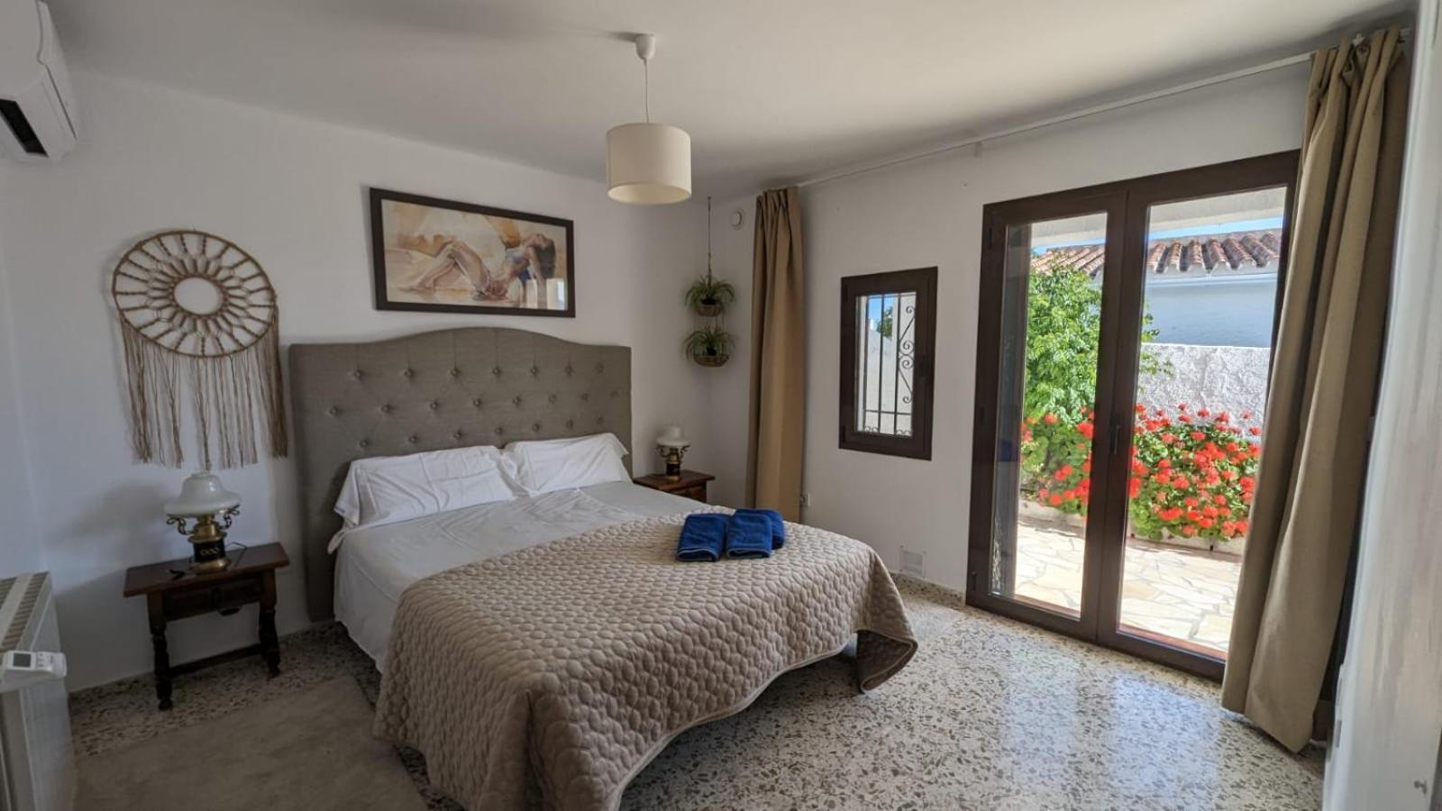 Little Castle: Sea & Mountain Views In Pousada *