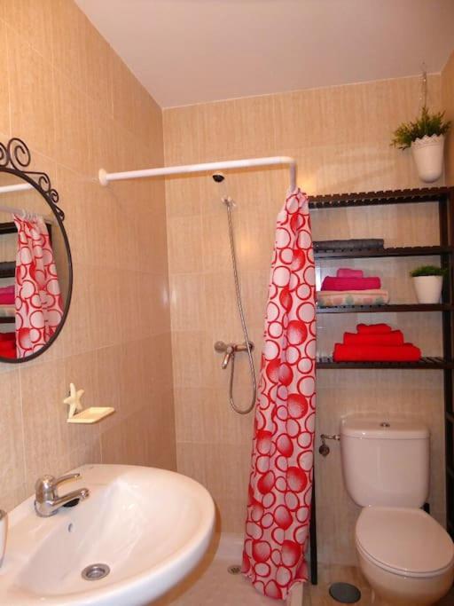 Atico Fresco Y Luminoso Con Aparcamiento Privado Apartment *