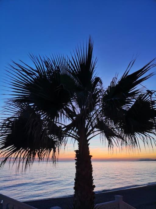 Atico Fresco Y Luminoso Con Aparcamiento Privado * Nerja