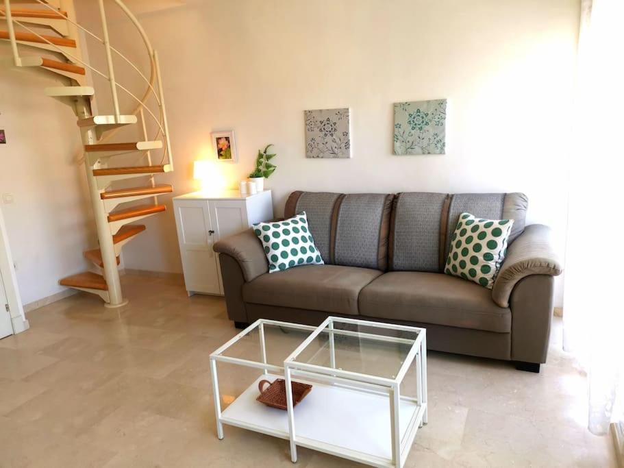 Atico Fresco Y Luminoso Con Aparcamiento Privado Nerja