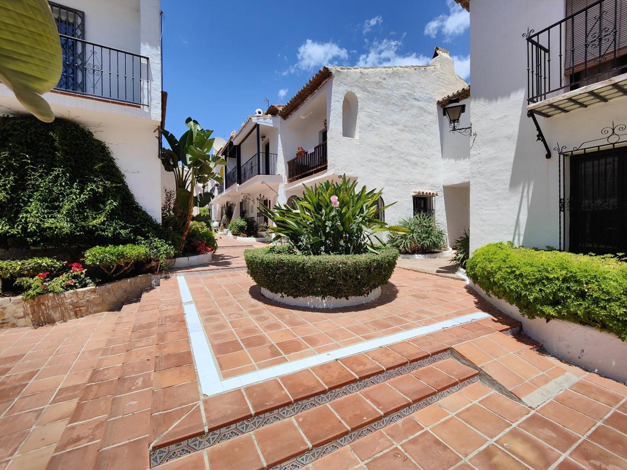 Ap327 - Casa Pico Nerja