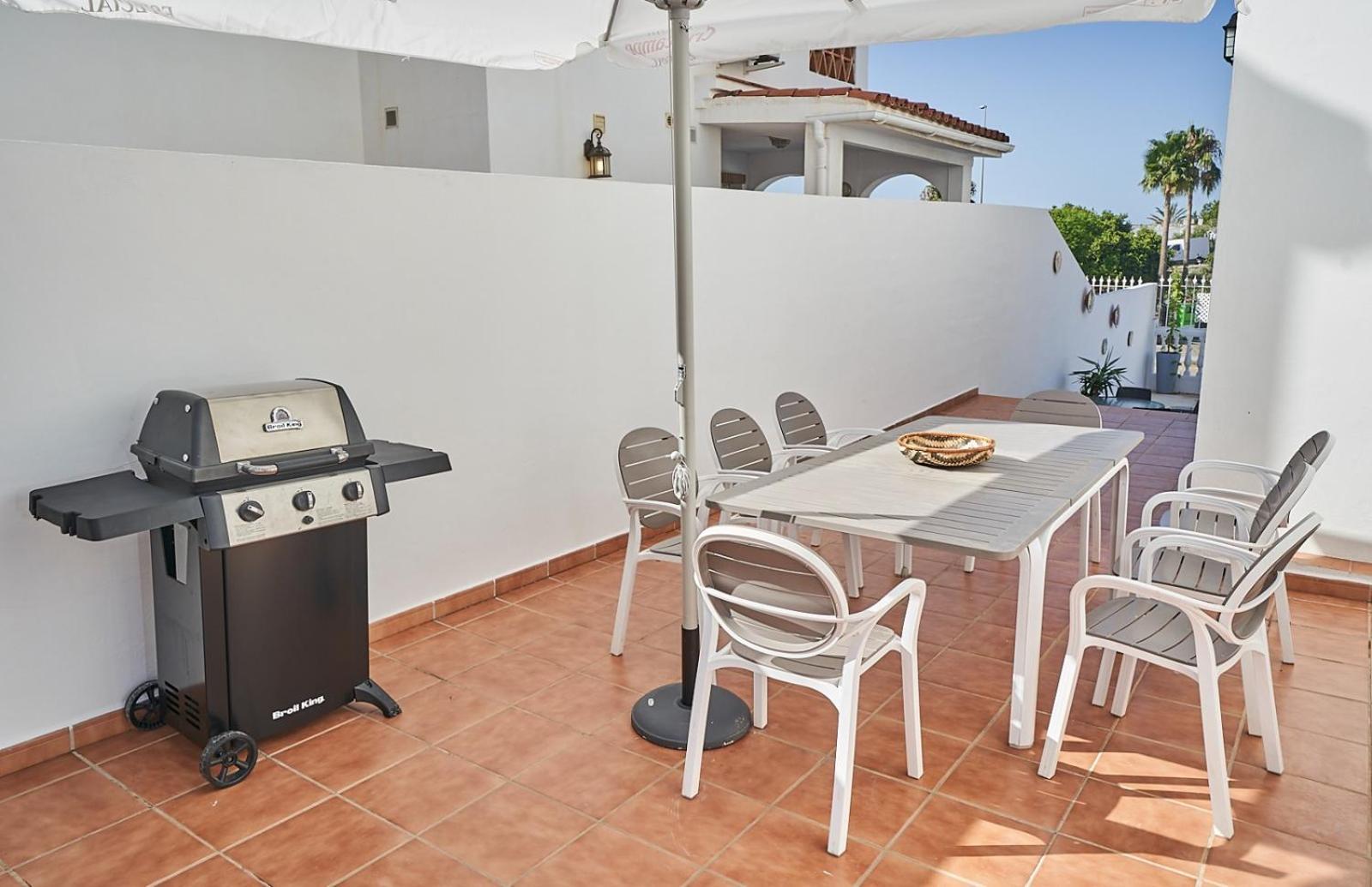 Pura - Private Jacuzzi & Heated Pool * Nerja