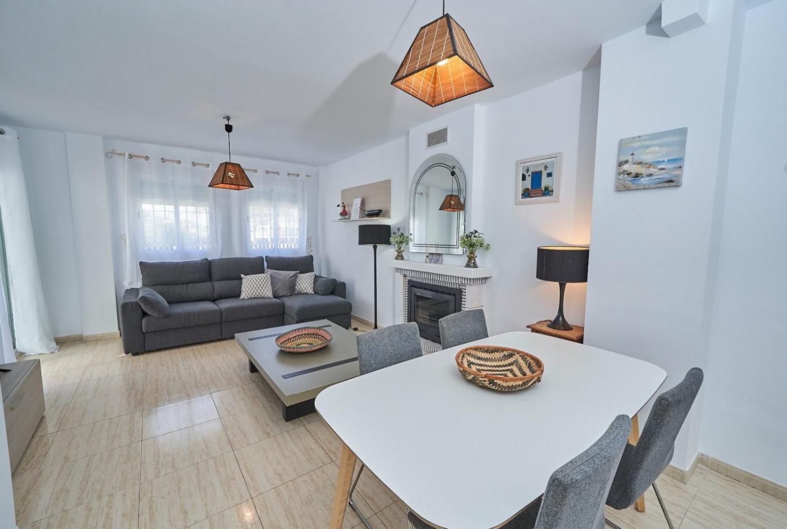 Vakantiehuis Pura - Private Jacuzzi & Heated Pool