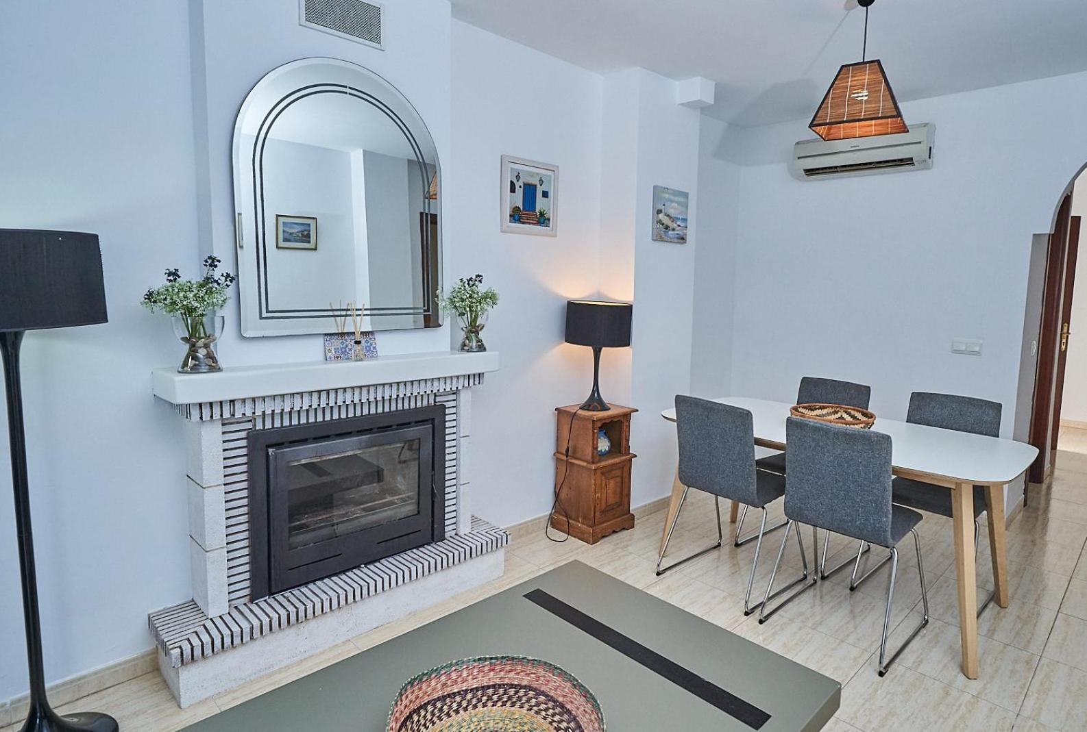 Pura - Private Jacuzzi & Heated Pool Vakantiehuis *