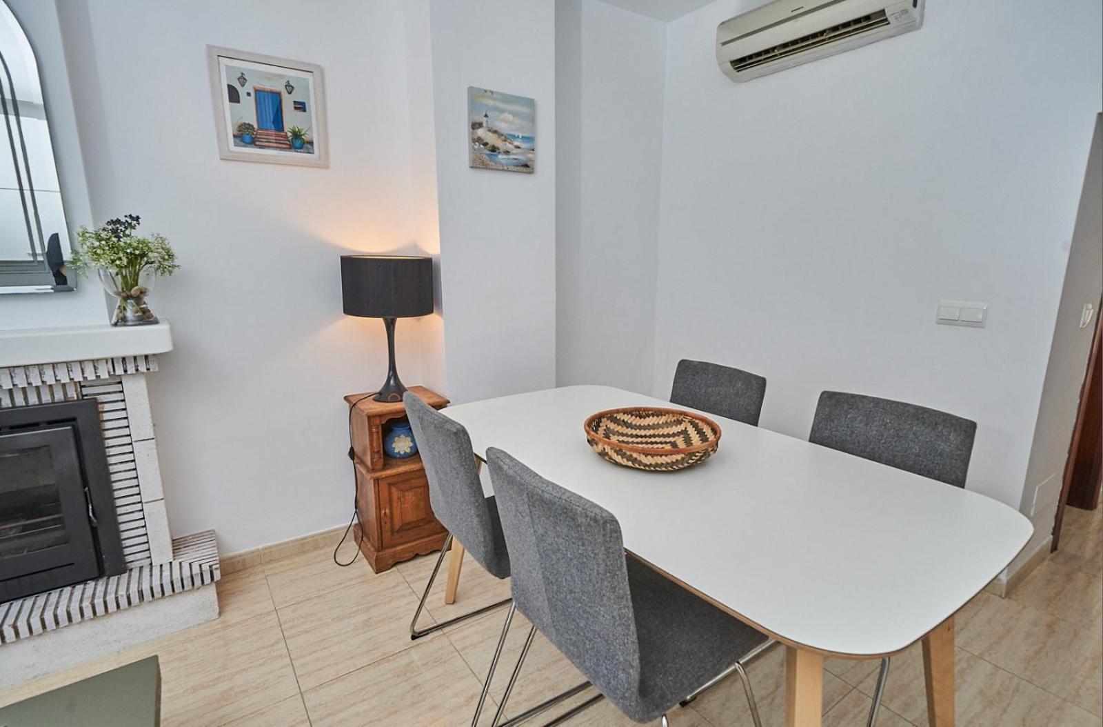 Vakantiehuis Pura - Private Jacuzzi & Heated Pool