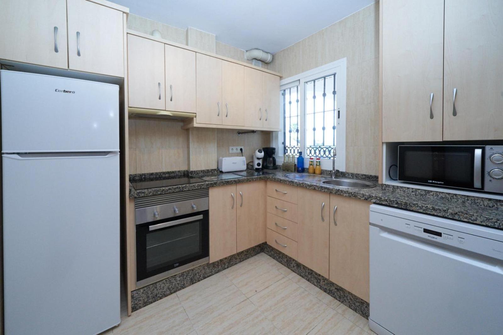 Vakantiehuis Pura - Private Jacuzzi & Heated Pool