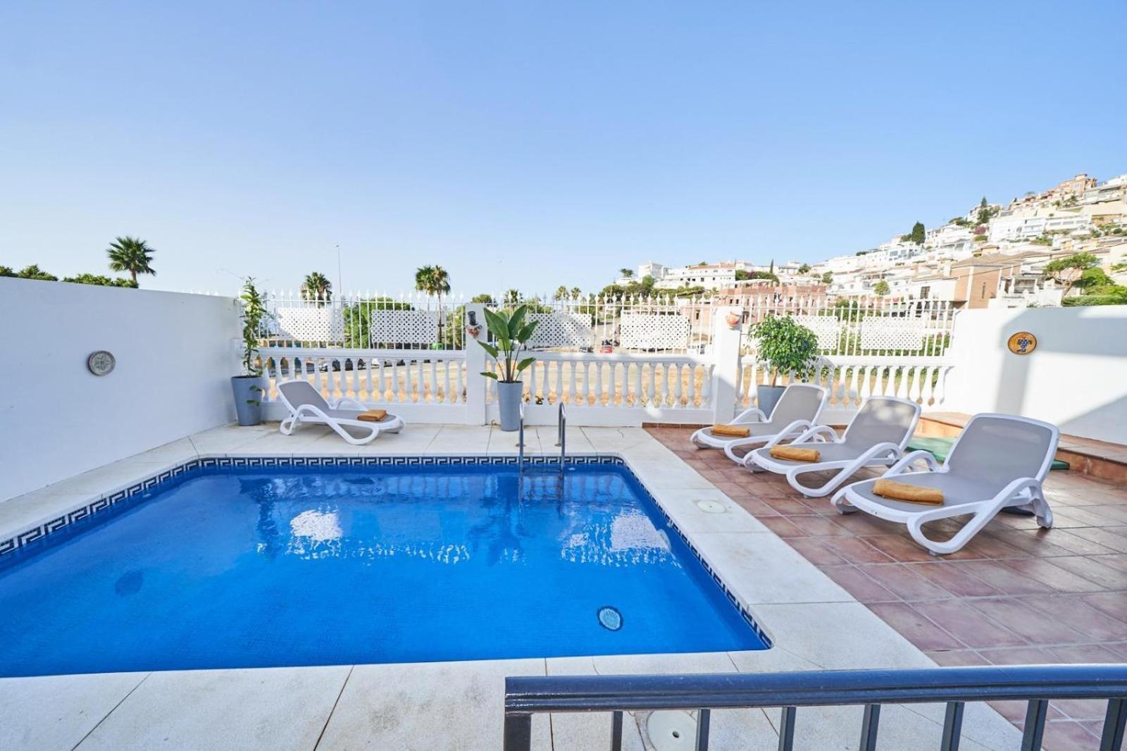 Pura - Private Jacuzzi & Heated Pool Vakantiehuis Nerja